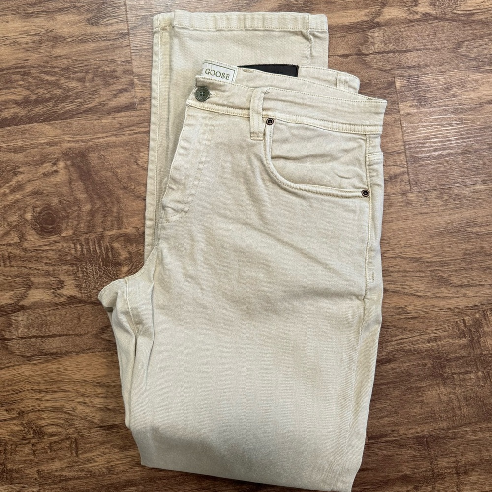 H. Goose Men’s Khaki pants